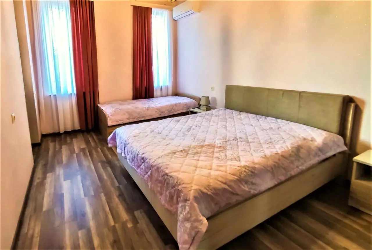 Mango's Guesthouse