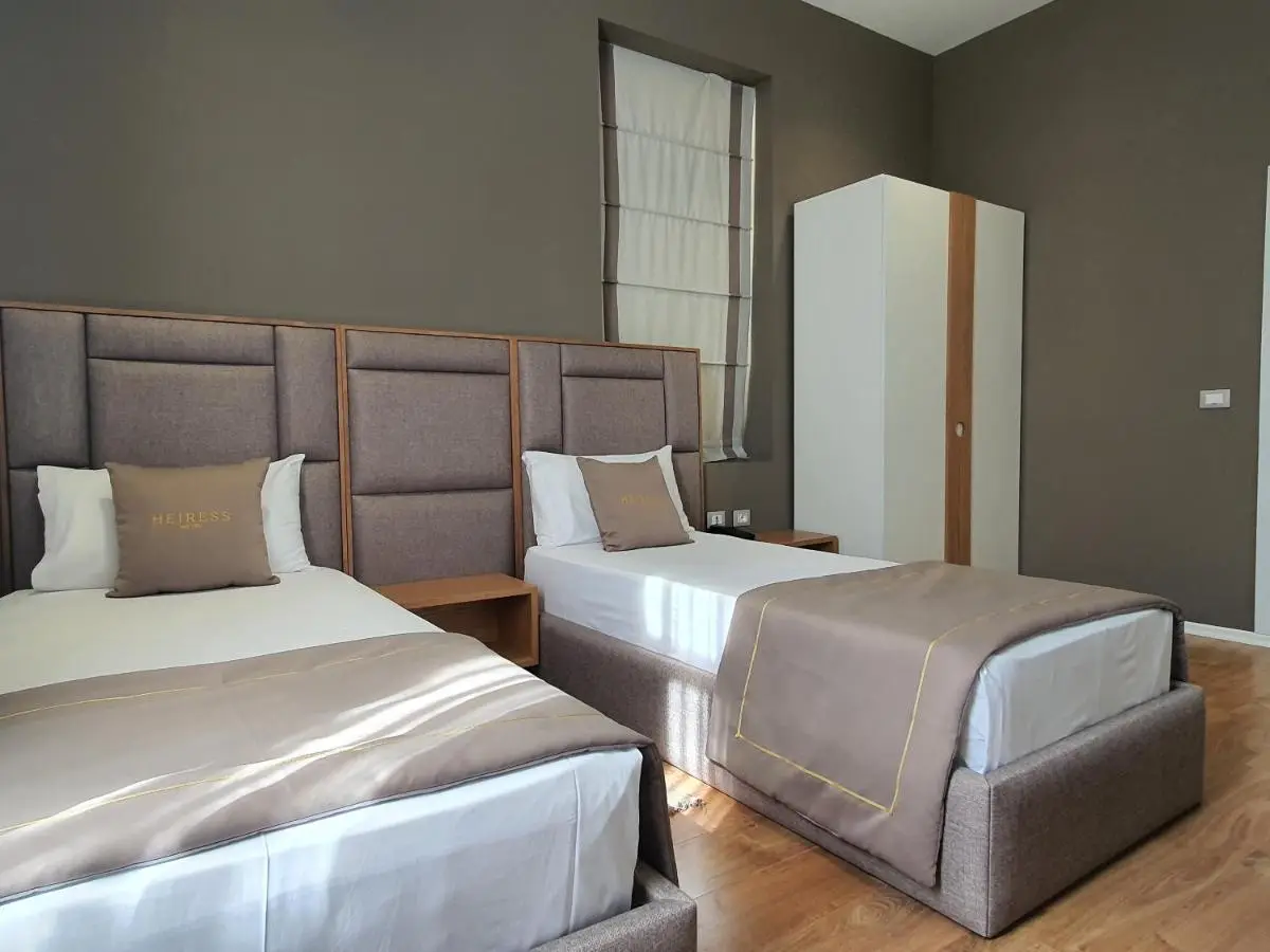 HEIRESS Hotel