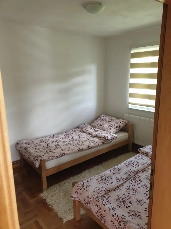 Vacation home Djogic