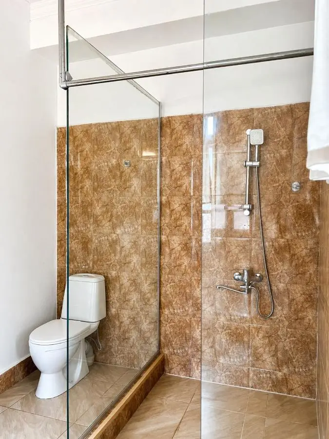 Vernisa Hotel