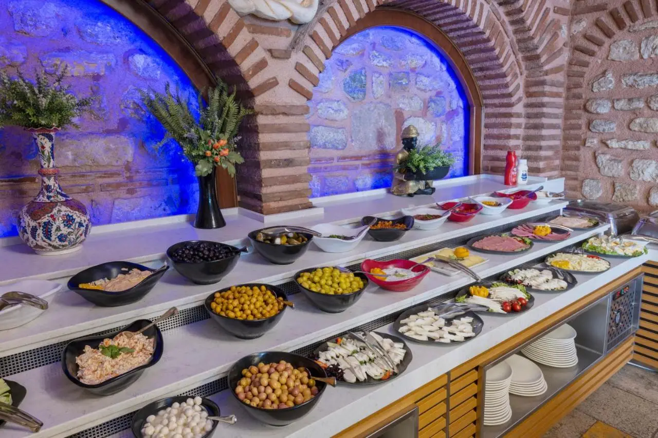 Seven Hills Palace & Spa