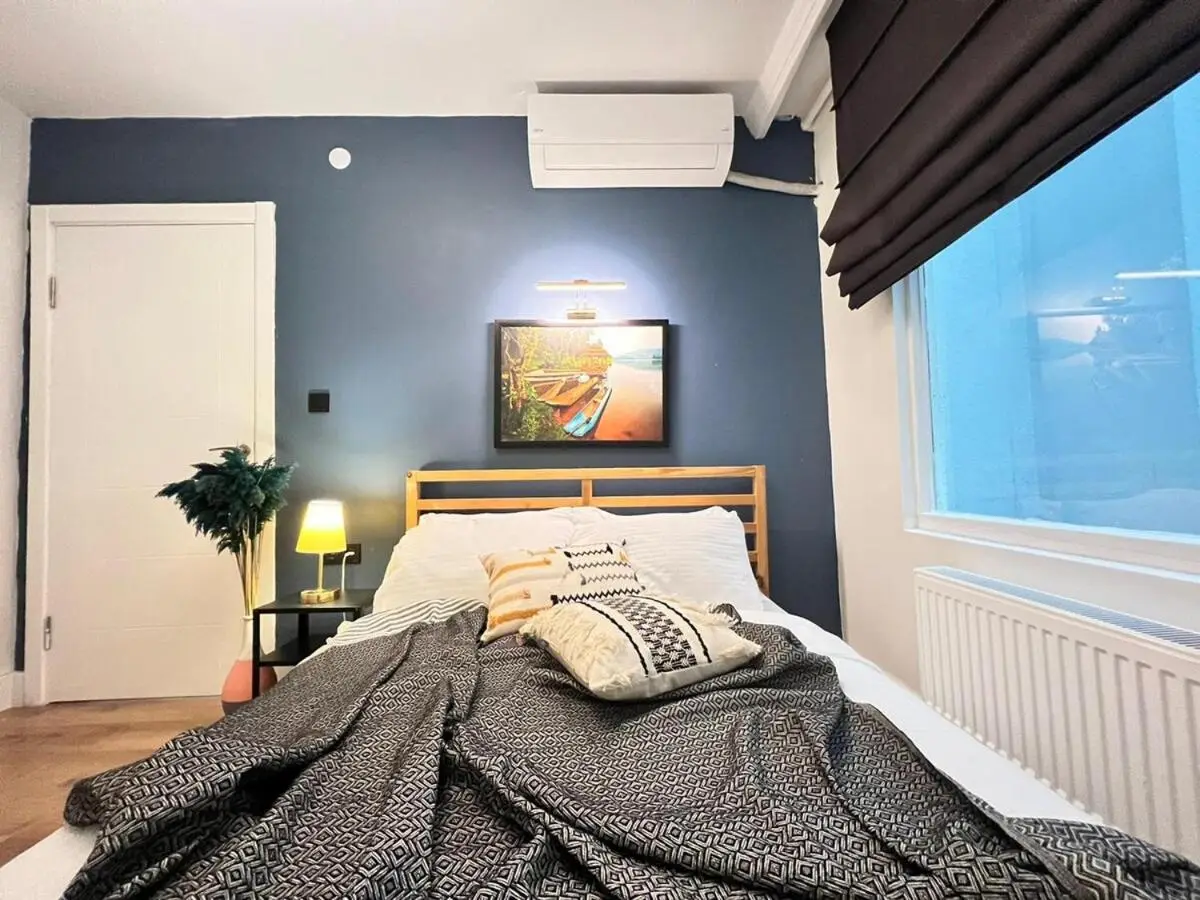 Stunning Sea View Amazing Flat 4BR 2BA AC
