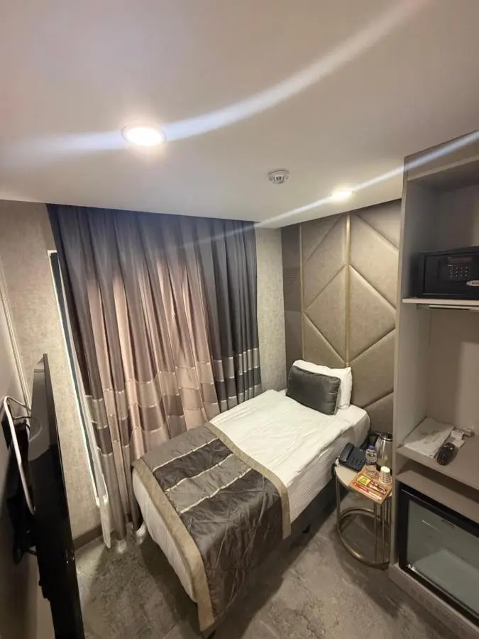 Elysia Plus Hotel