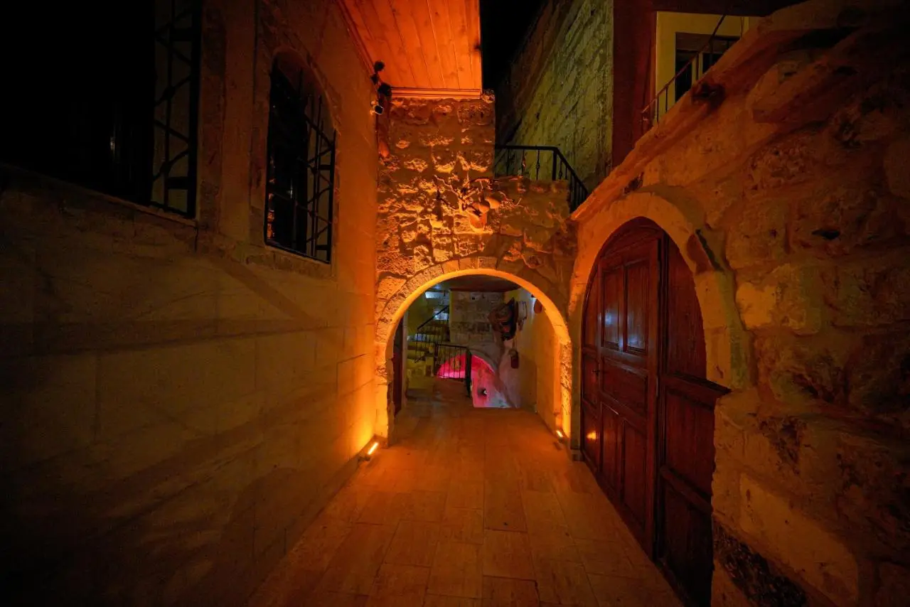 Babili Cappadocia Cave