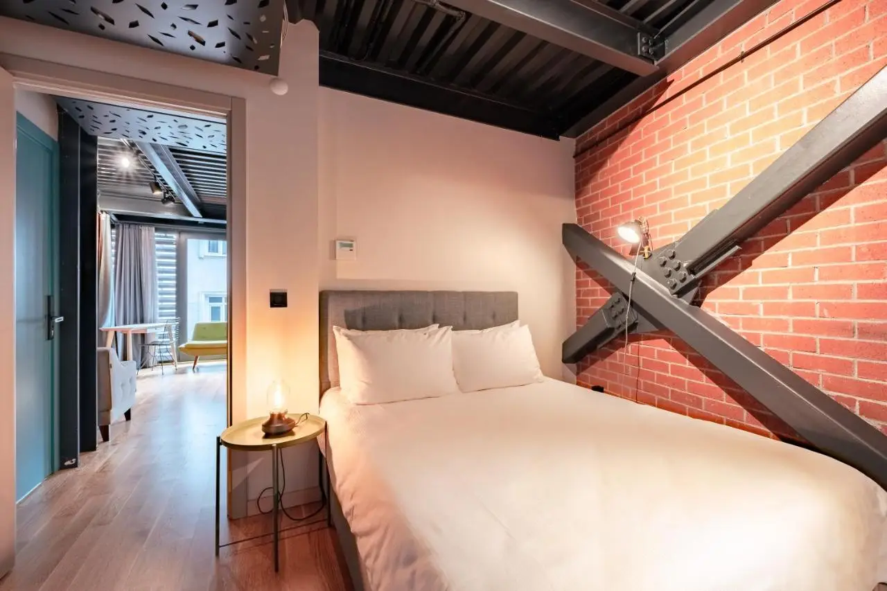 Homie Suites - ''Loft 27'' Urban Comfort Suites in the Heart of Cihangir