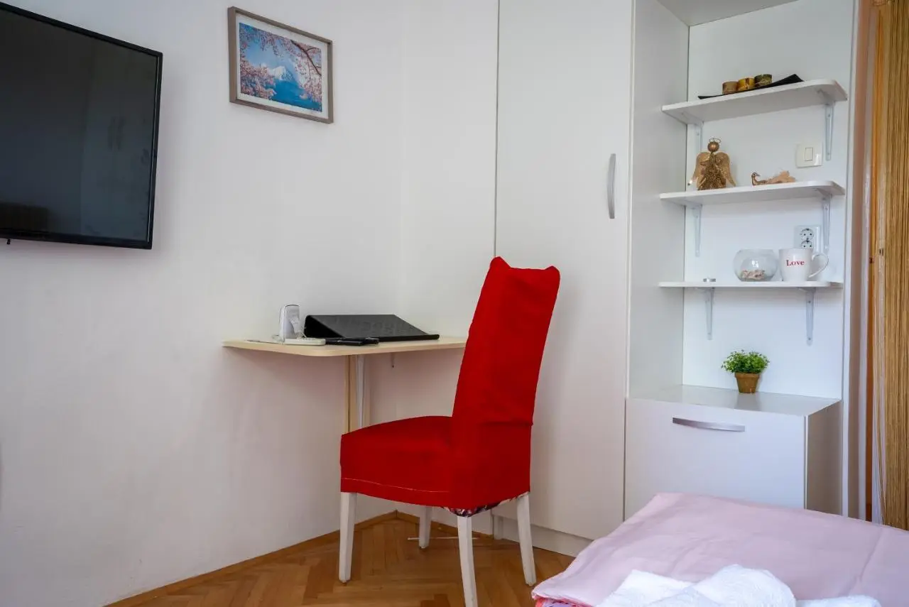 Minnie Apartment