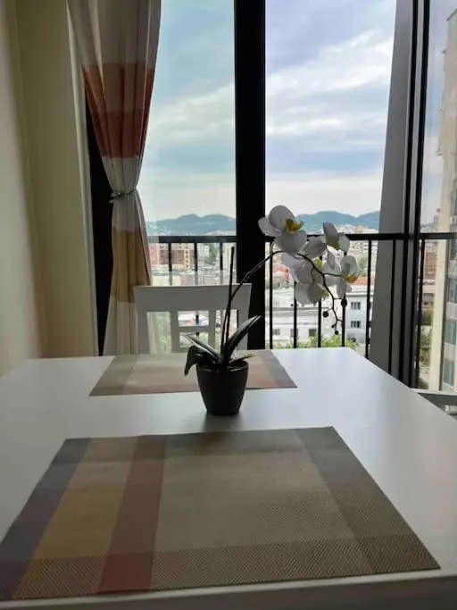 Double Room Central Apartment with balcony