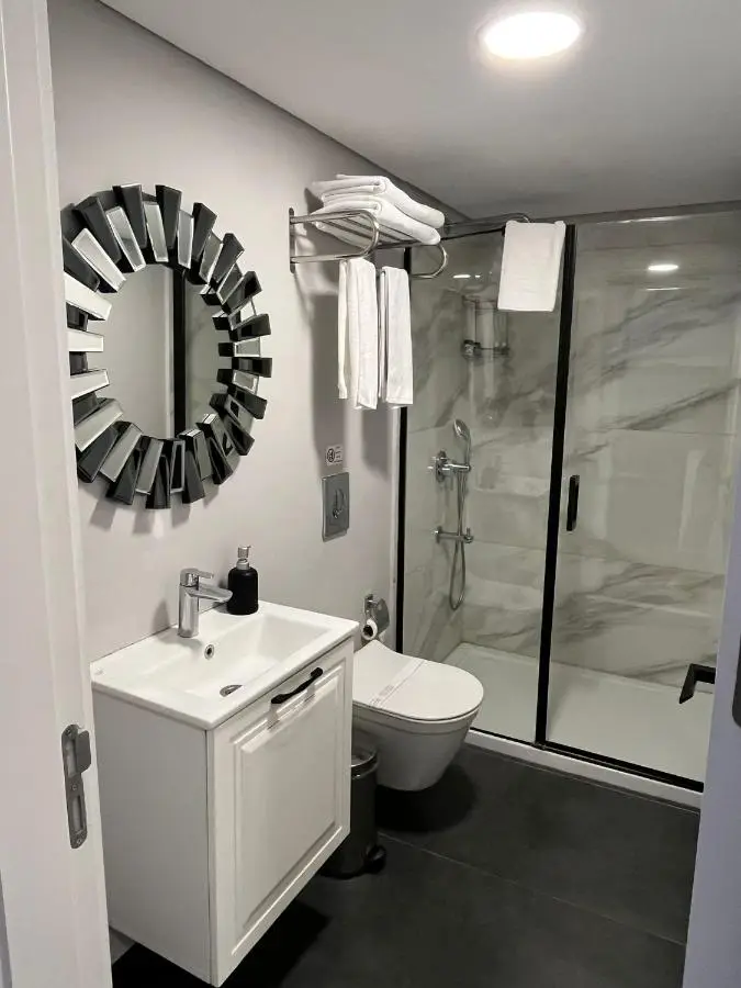 Myway Deluxe Hotel