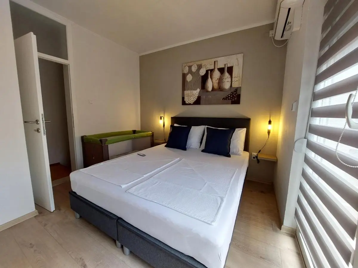 Apartment Fery