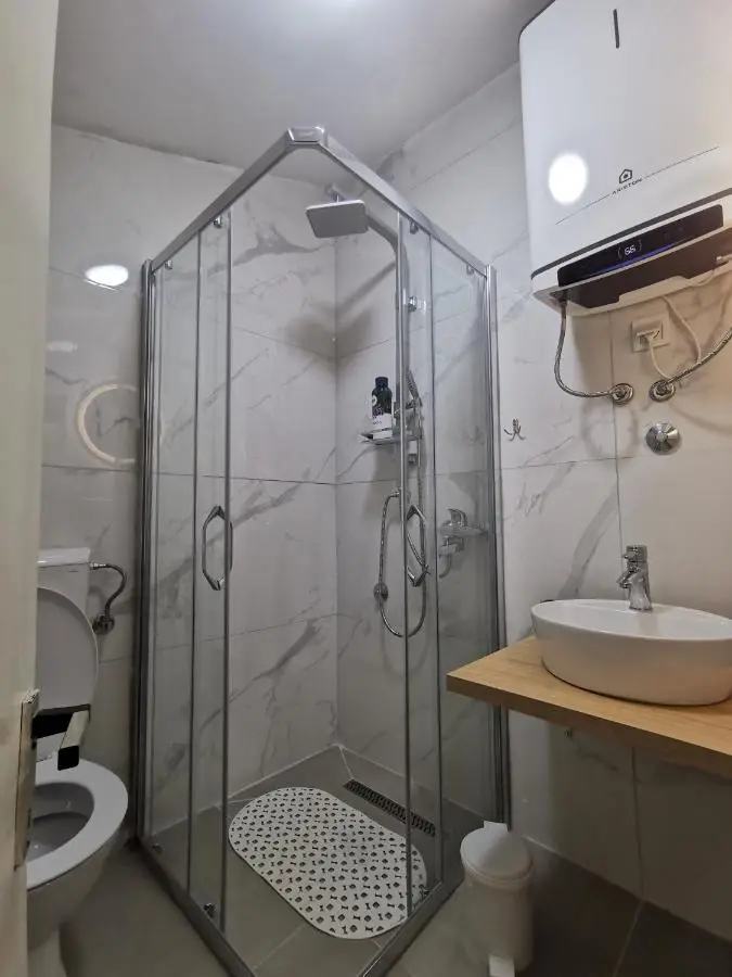 White Apartment Sarajevo - Free Parking