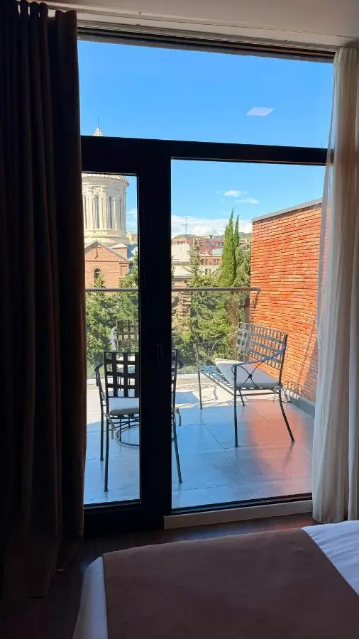 Bricks Hotel