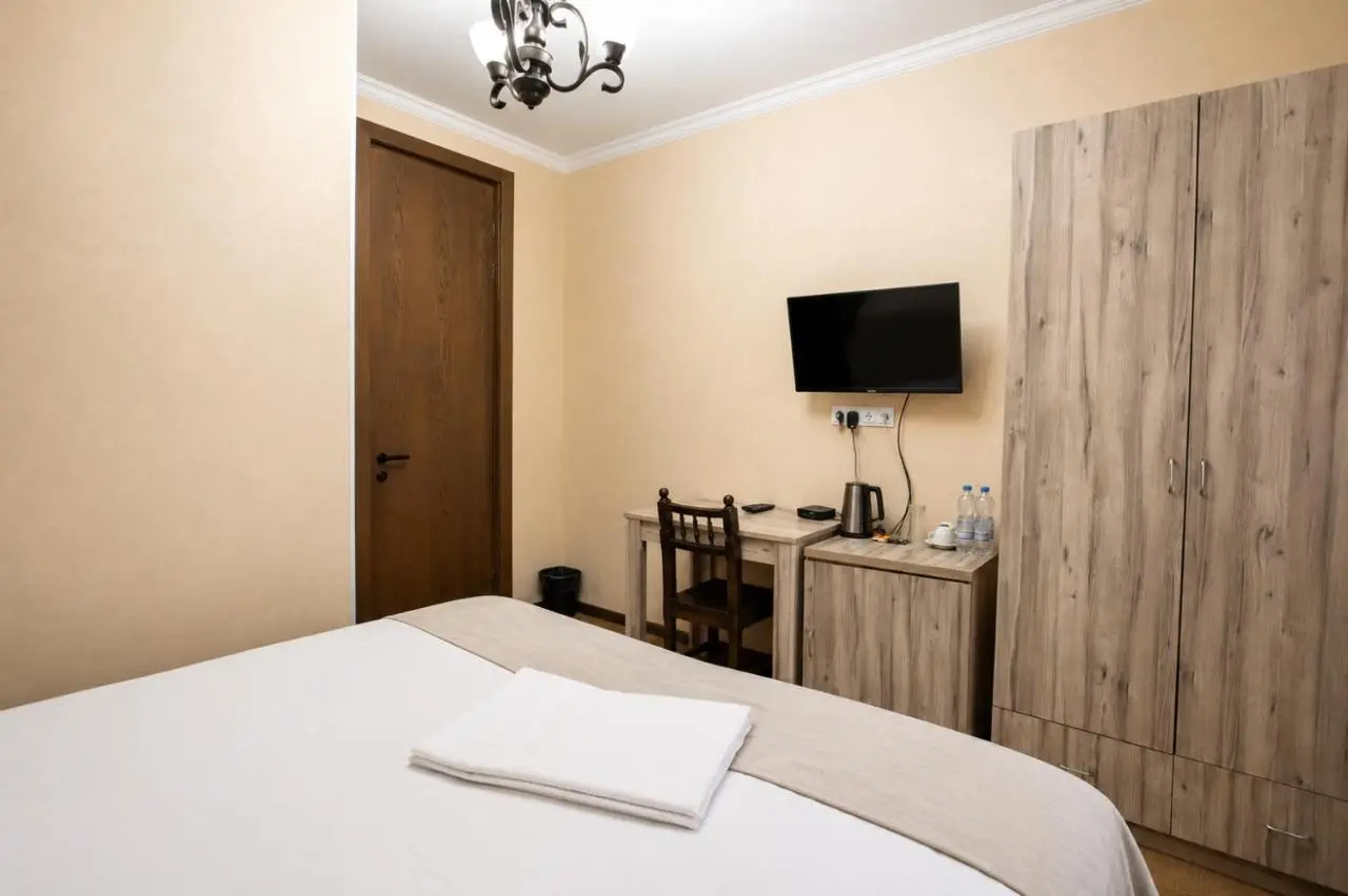 Hotel Imperial House