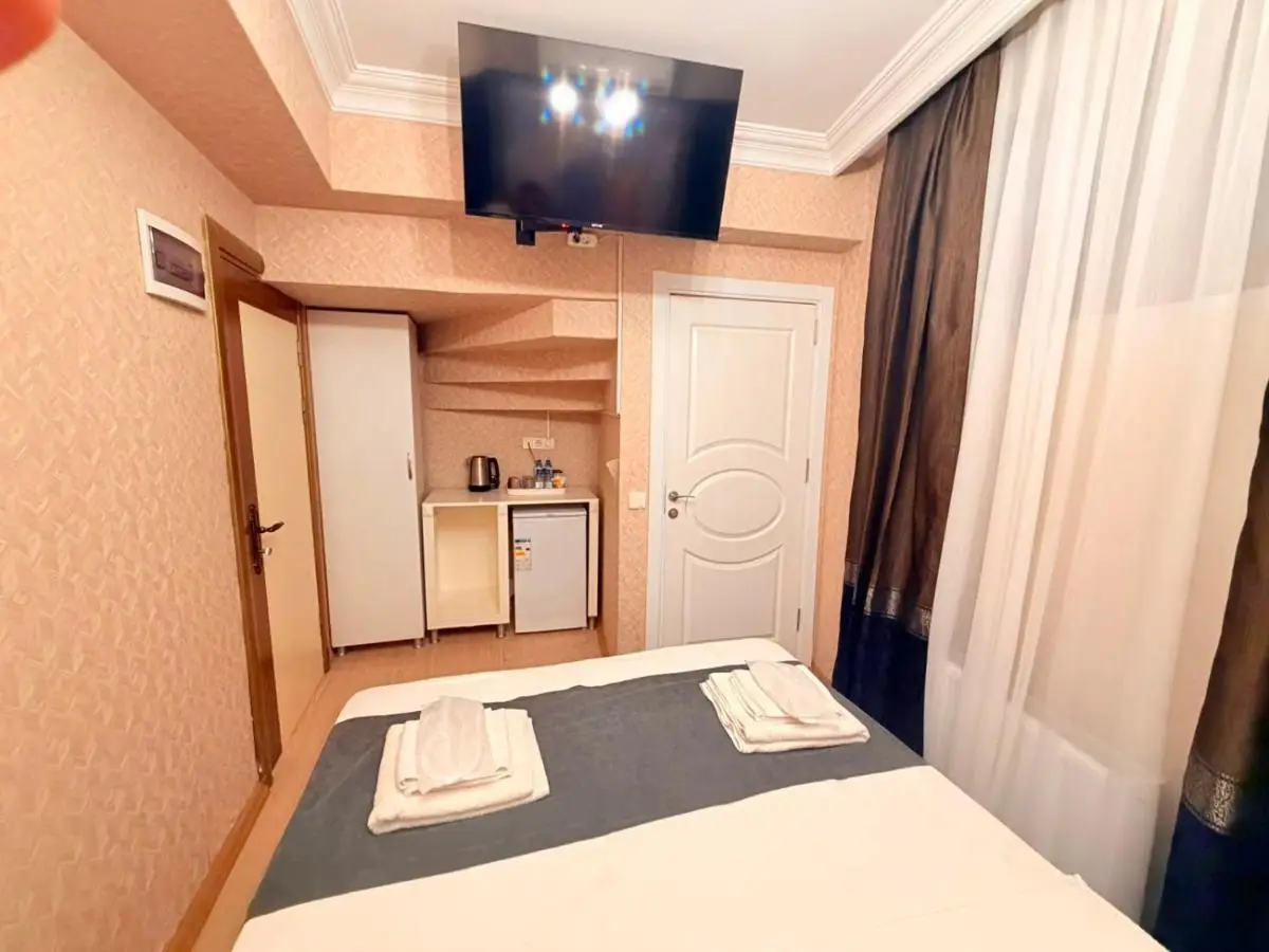 LElLl HAGİA SOFİA OTEL