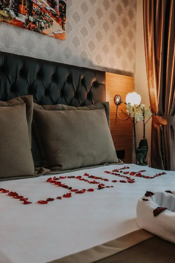 Otel Grand Lark İstanbul