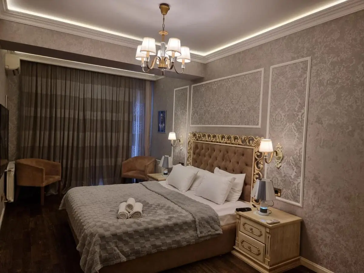 Park Azure Classic Apartment