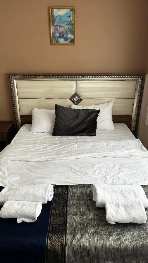 Sultana Premier Hotel