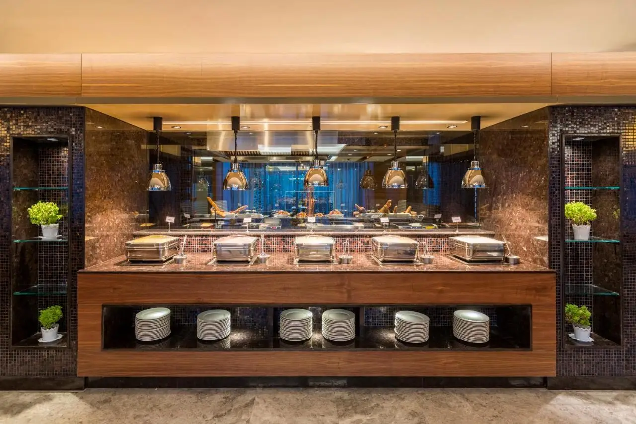 Golden Tulip Istanbul Bayrampasa