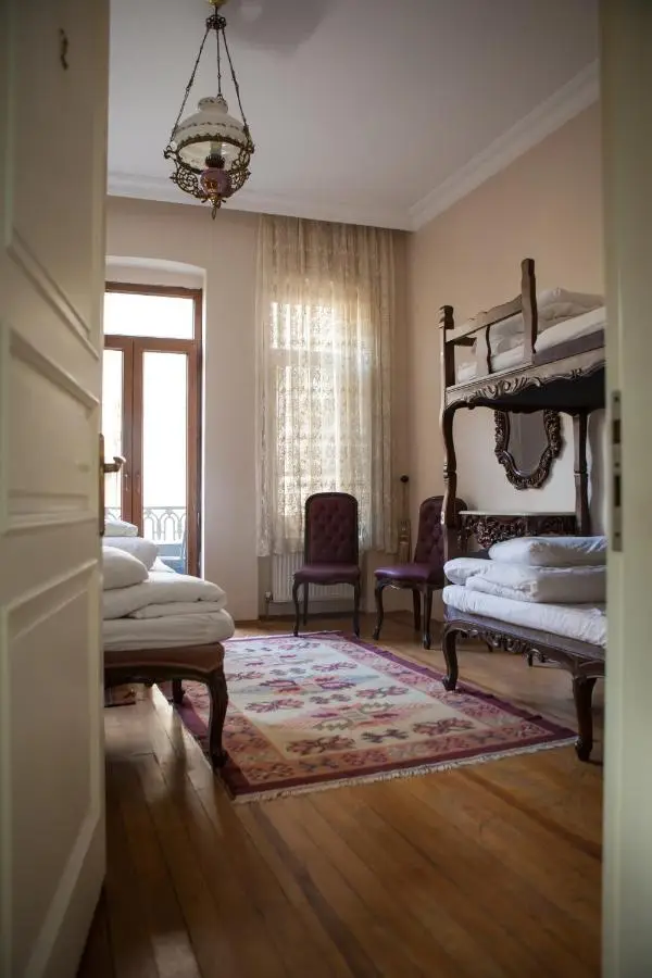Chambers of the Boheme