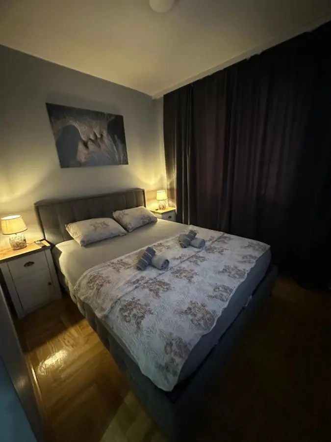 Apartman S&V 3 Istocno Sarajevo Lukavica sa Jacuzzi i Sauna Lux Spa Hilandarska Centar