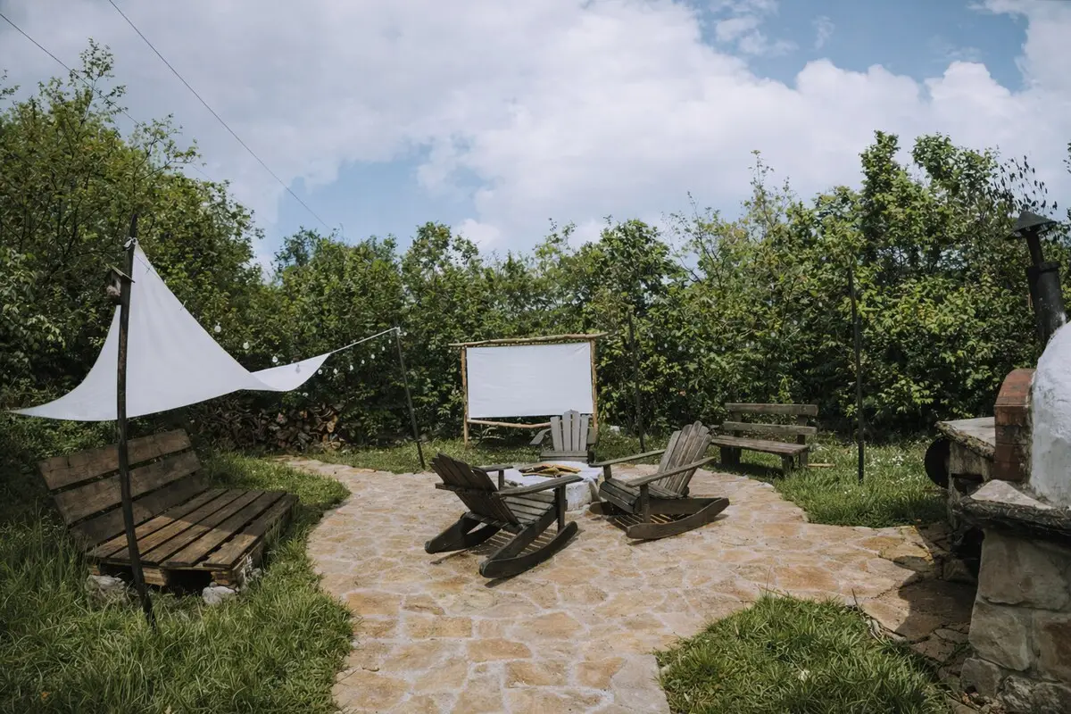 Hobbit House Mostar – Magical Underground Stay