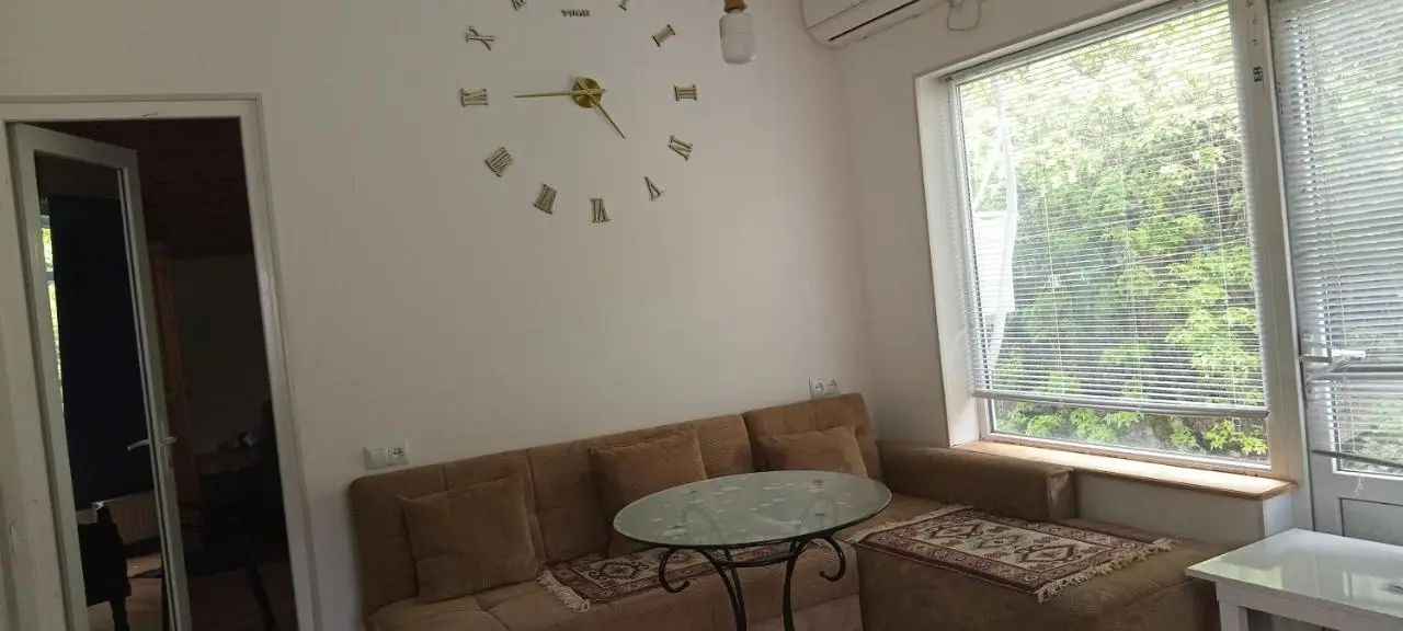 Tamara's apartment