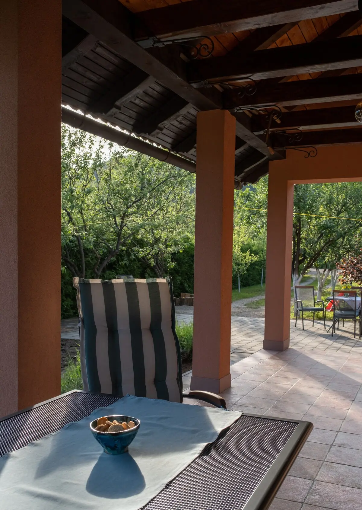VILLA about min 3 persons - max 6 persons.