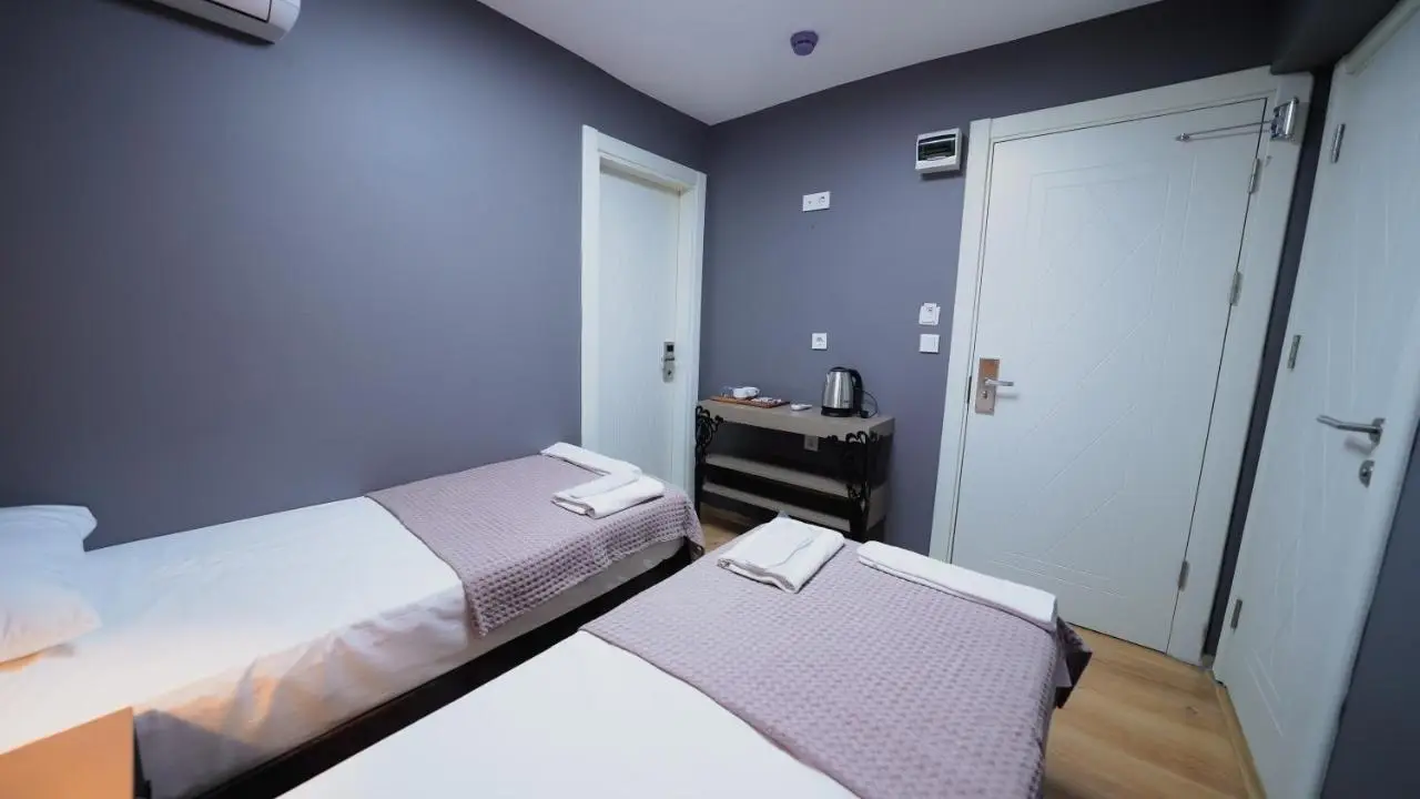 Luka Suit Hotel