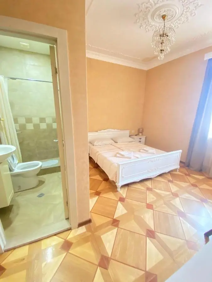 K&N Guesthouse