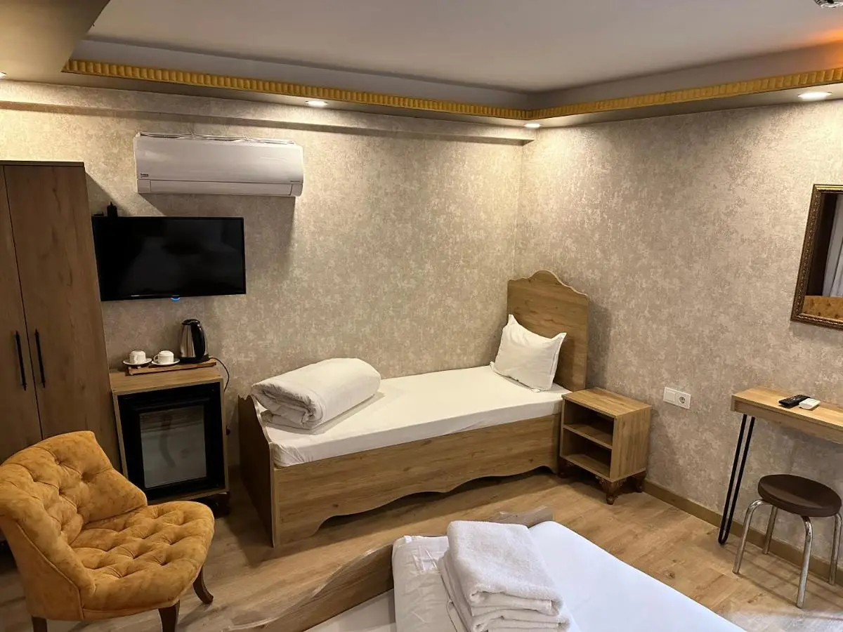 Golden Sail Hotel Old City