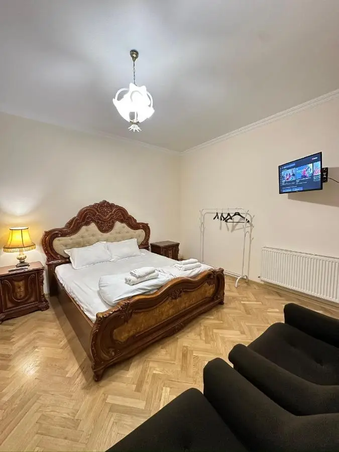 Davit's Apartments 21