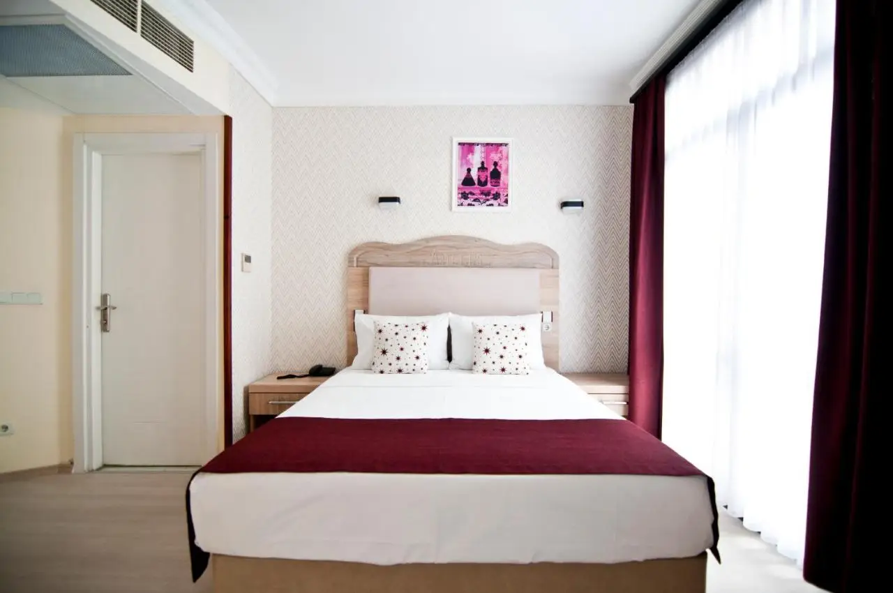 Artefes Hotel Old City& Spa
