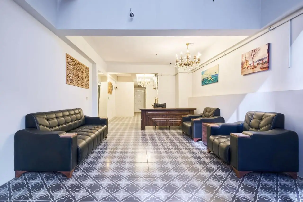 aymira hotel pangaltı