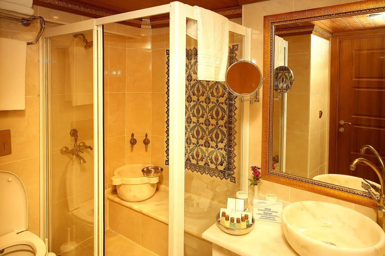 Marmara Deluxe Hotel
