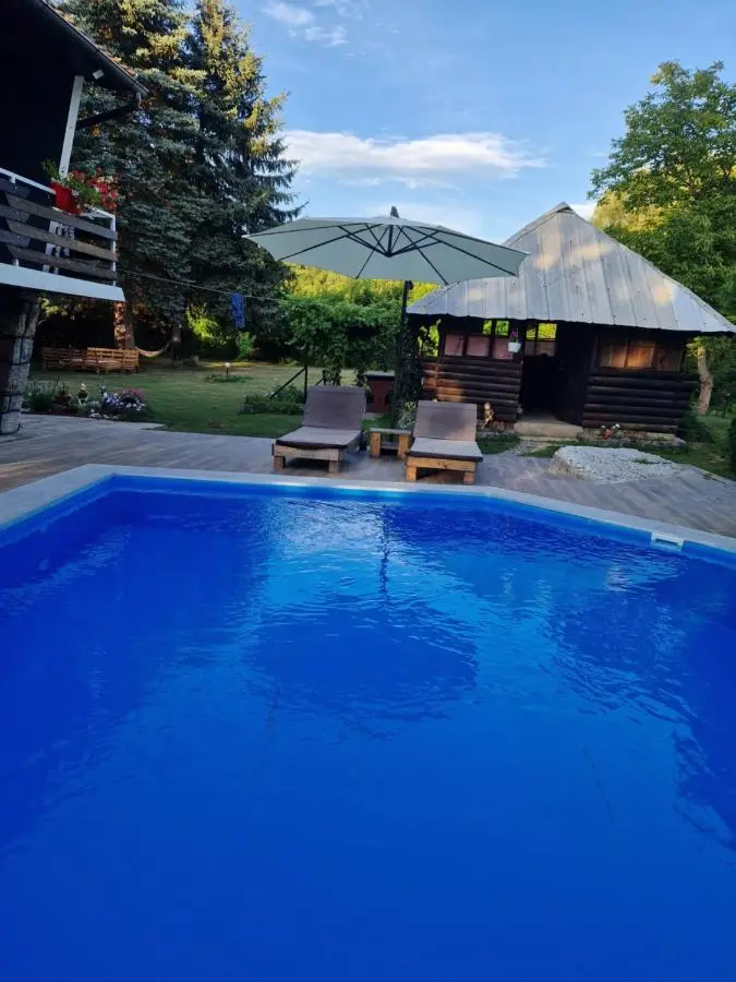 Villa Hipnotic