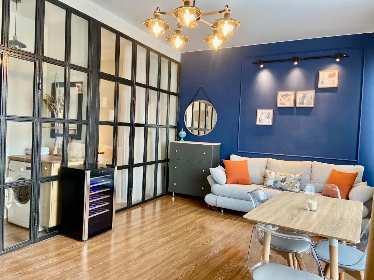 LUXURY APARTMENT IN OLD TBILISI WITH TERRACe