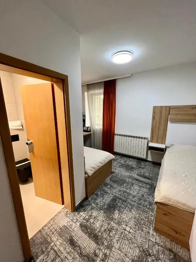 Hotel Brkić Sarajevo Airport - Free Parking