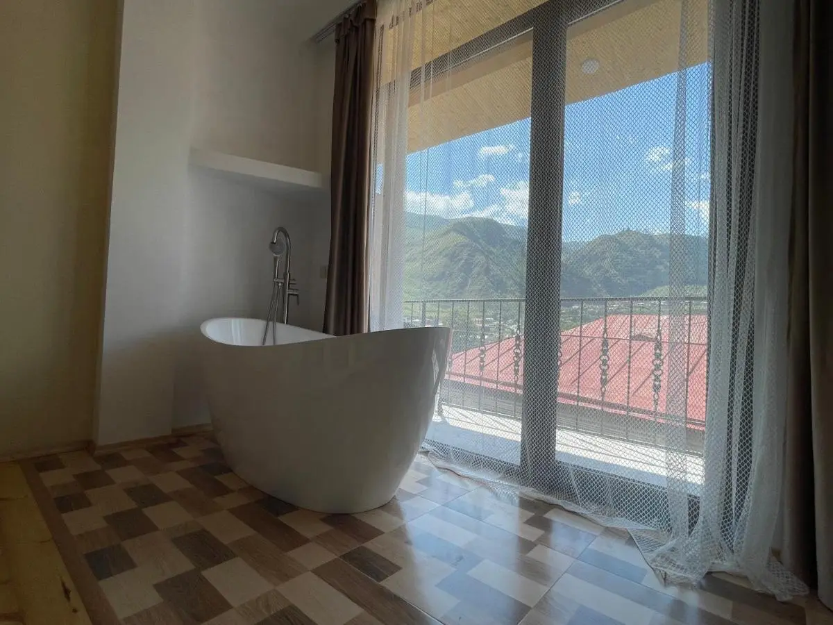 Sunny guesthouse