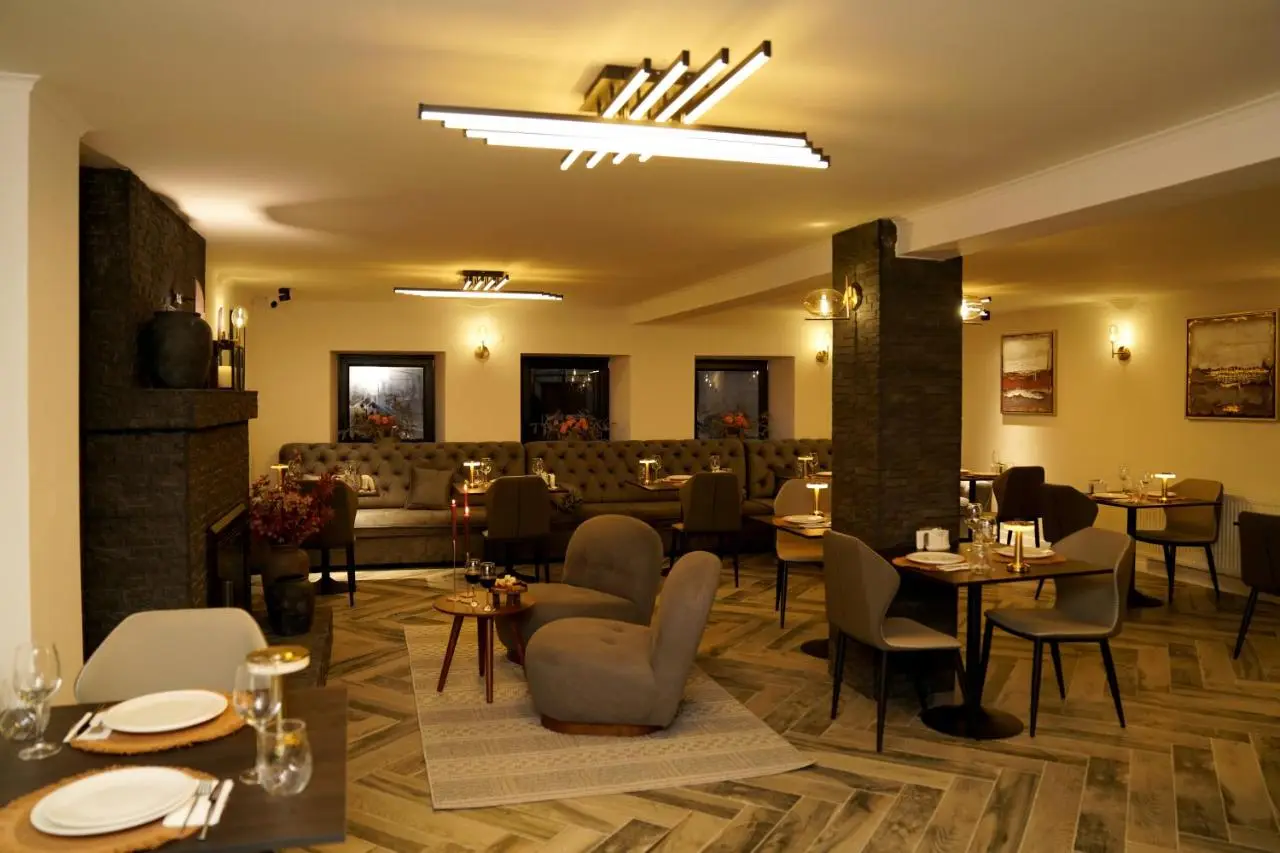 EL hotel