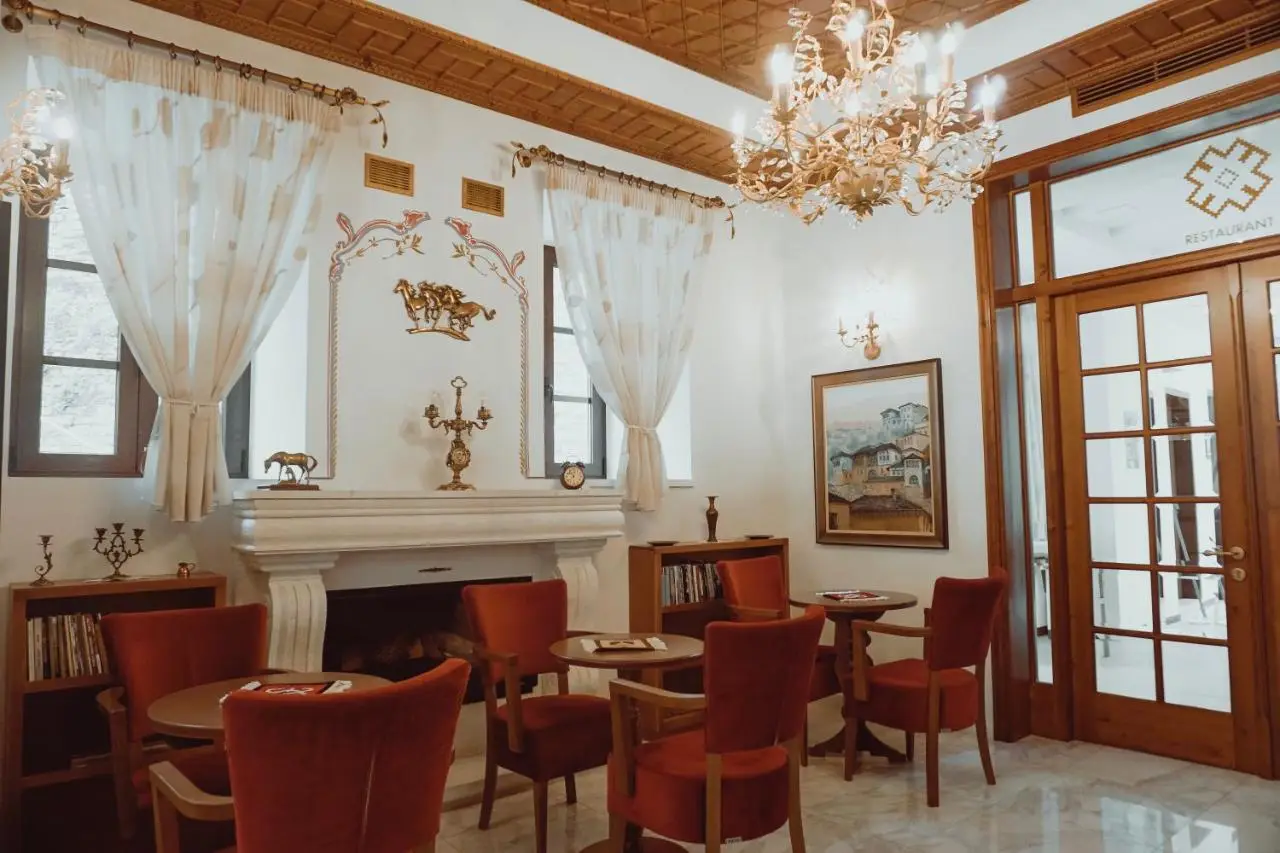 Hotel Argjiro