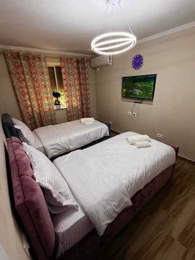 Elia Apartment