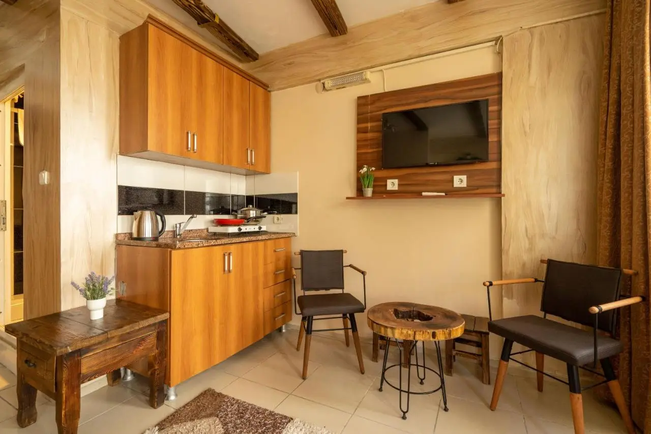 Pi Home & Apartments