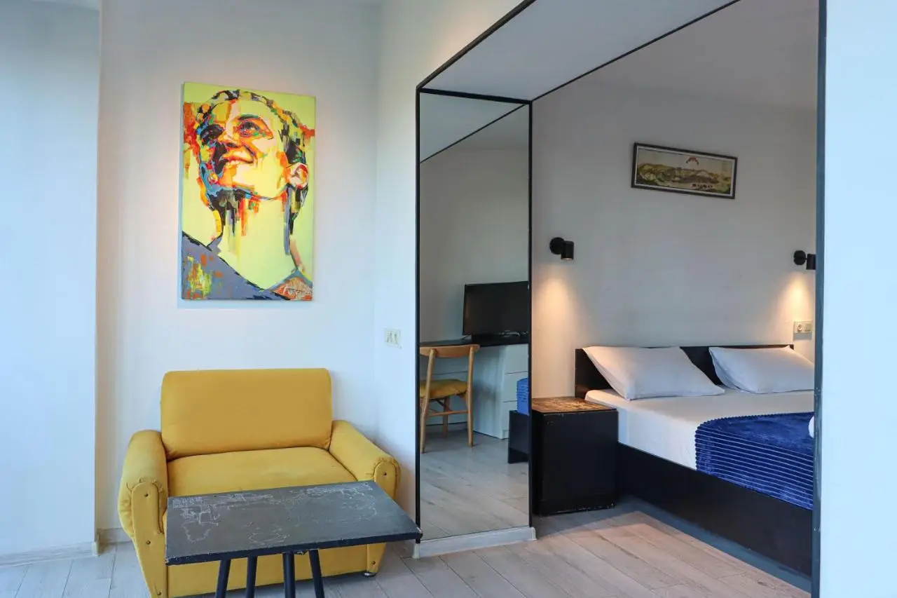 Bright 1BR with Sameba view Avlabari - by Wehost