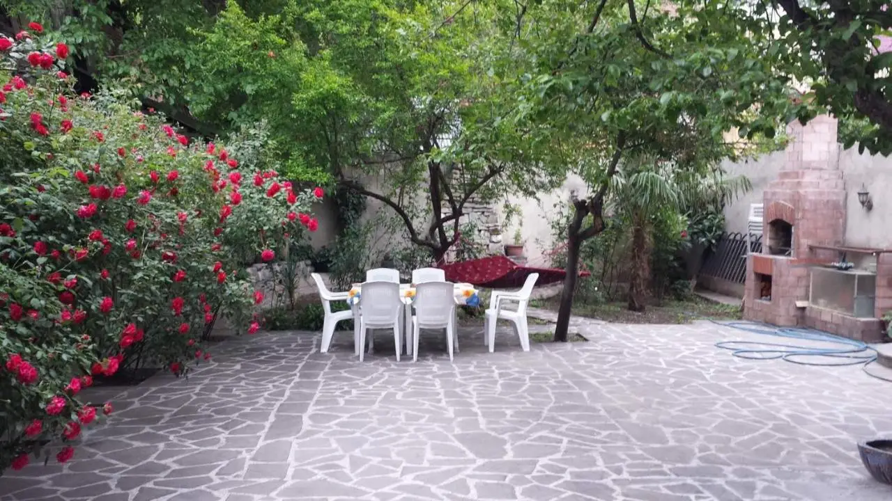 Natali Apartment