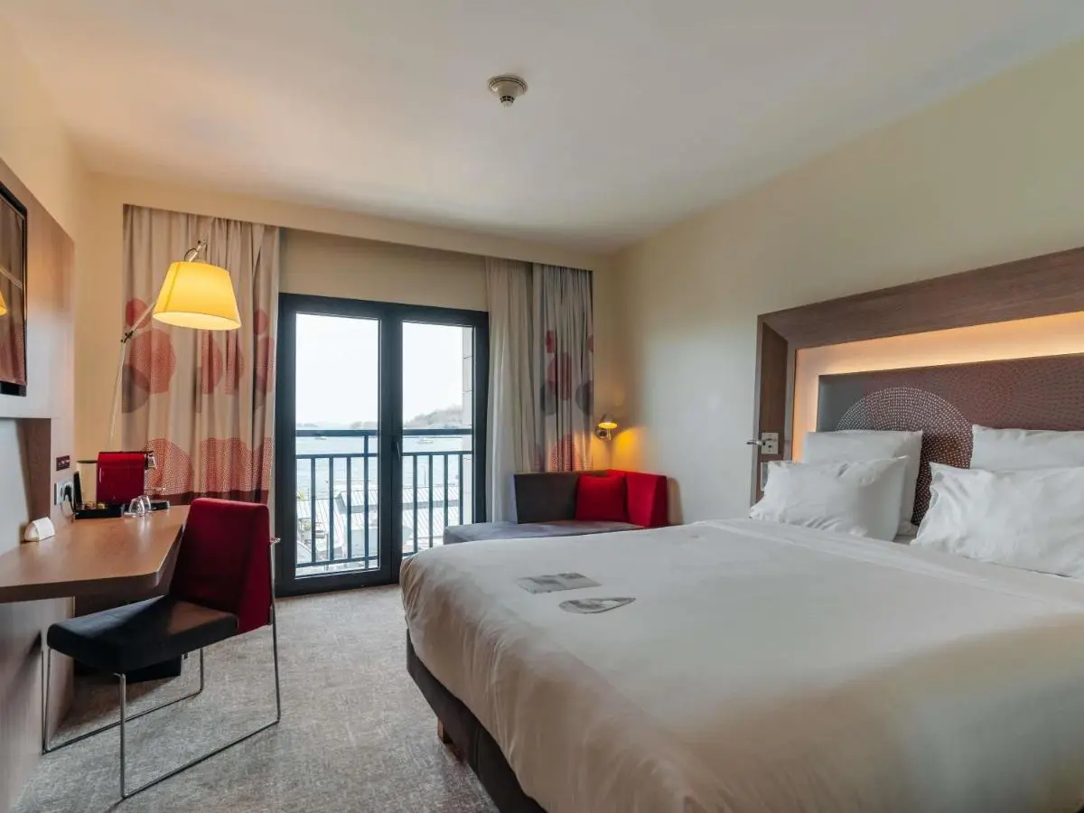 Novotel Istanbul Bosphorus Hotel