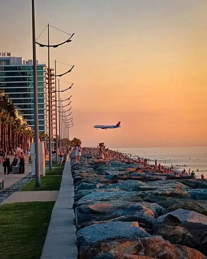 Sea Line Aparthotel & Batumi Beach Resort