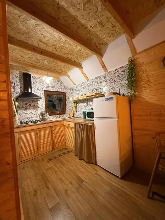 EcoCottage Didi Mindori - Among the Pines