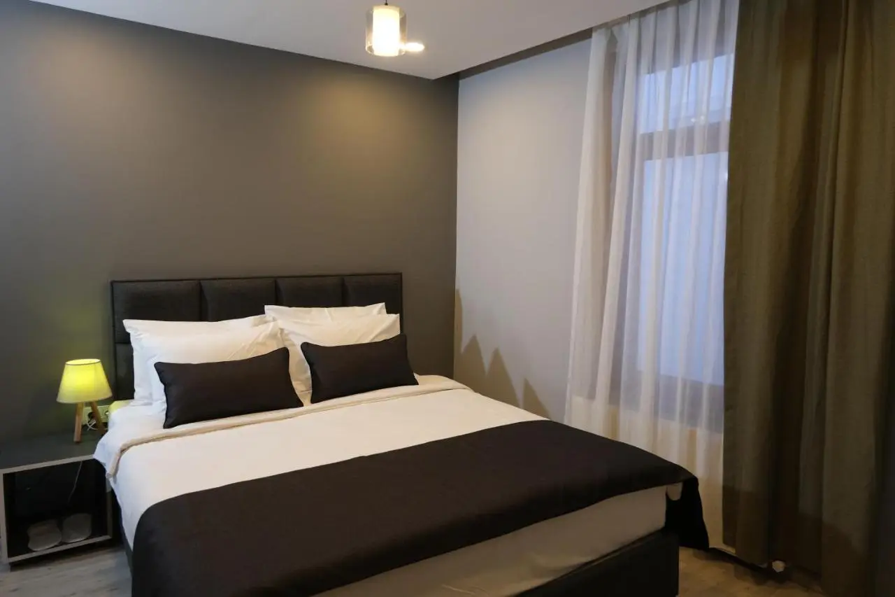 Ore Pera Suites