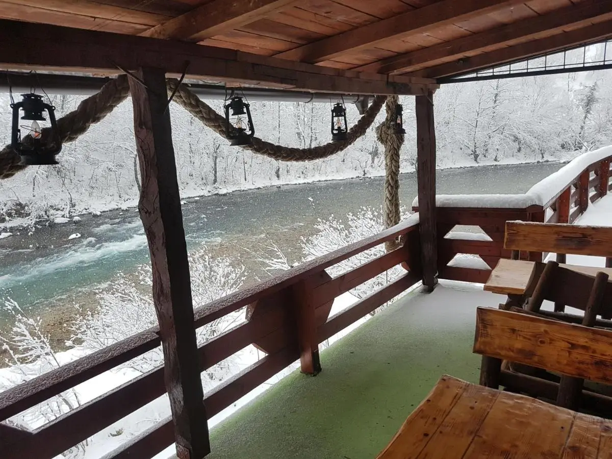 Dzajicaa Buk Rooms - Noahs Ark