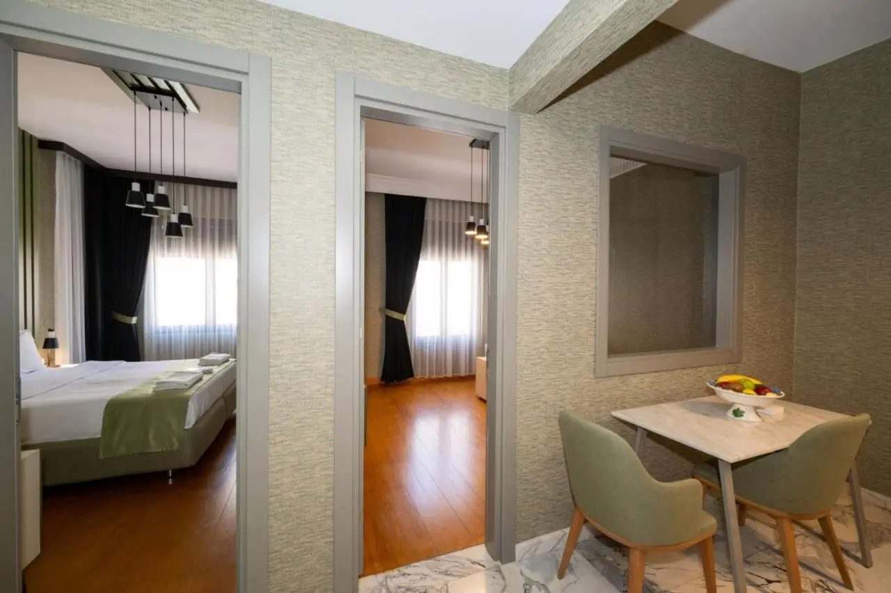 Monev Suites Hotel