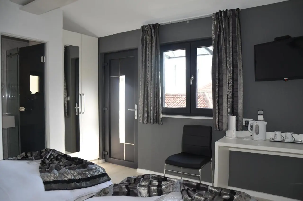 Rooms Villa Downtown